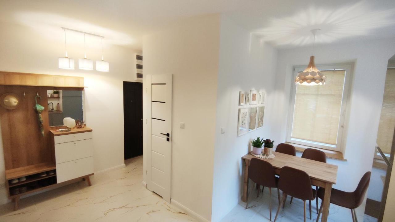 Апартаменты B&D Apartament Chelmiec Валбжих Экстерьер фото